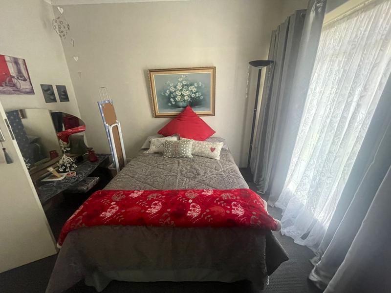 5 Bedroom Property for Sale in Gholfsig Mpumalanga