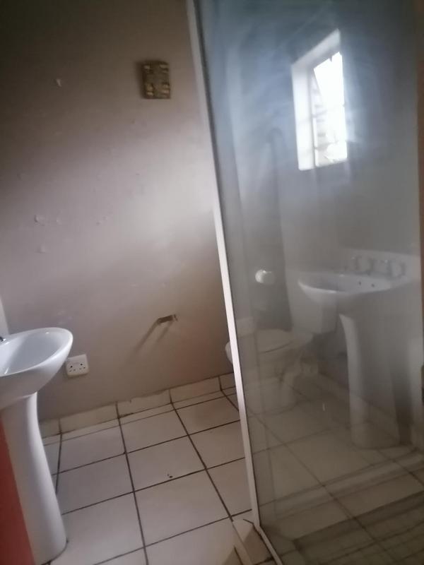 To Let 1 Bedroom Property for Rent in Ermelo Mpumalanga