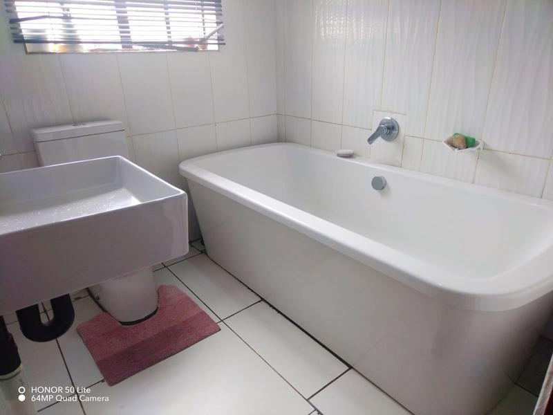 3 Bedroom Property for Sale in Barberton Mpumalanga