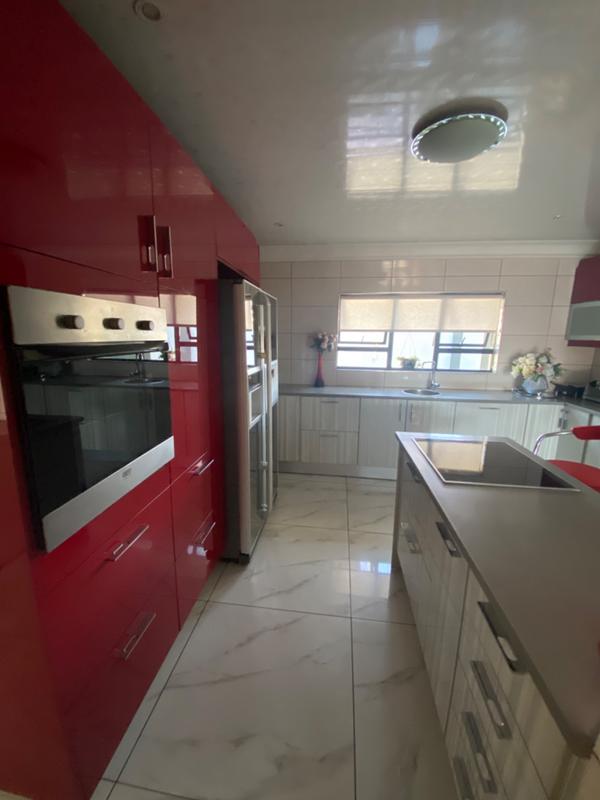 To Let 4 Bedroom Property for Rent in Aerorand Mpumalanga