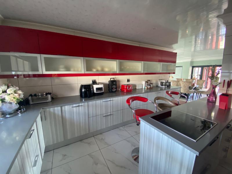 To Let 4 Bedroom Property for Rent in Aerorand Mpumalanga