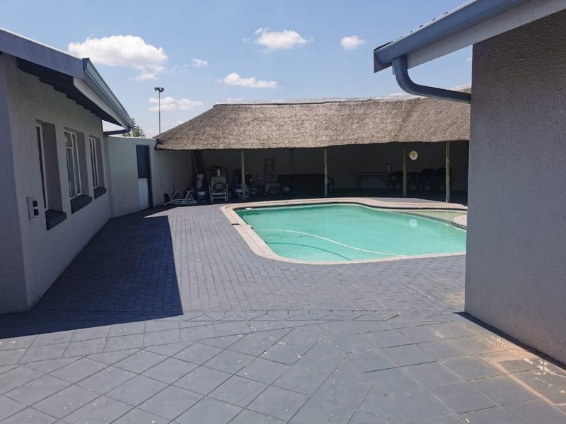 4 Bedroom Property for Sale in Rietkol AH Mpumalanga