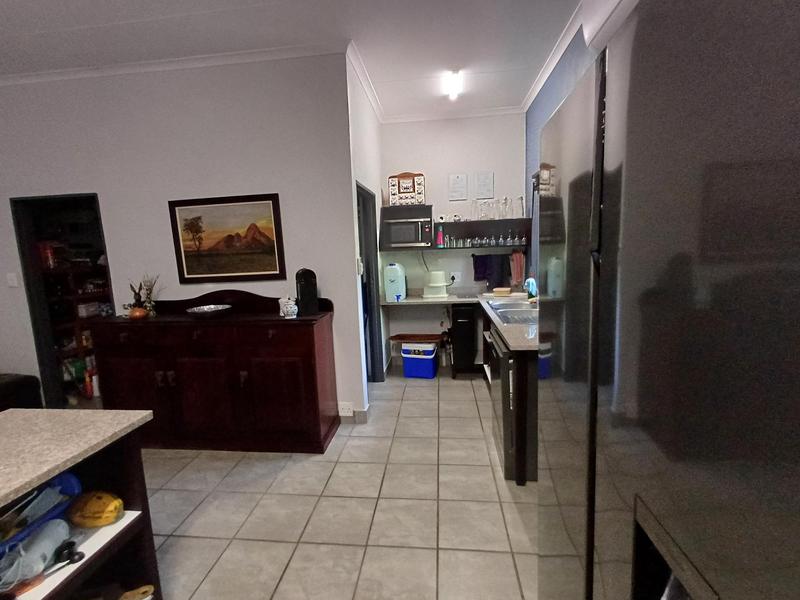 4 Bedroom Property for Sale in Marloth Park Mpumalanga