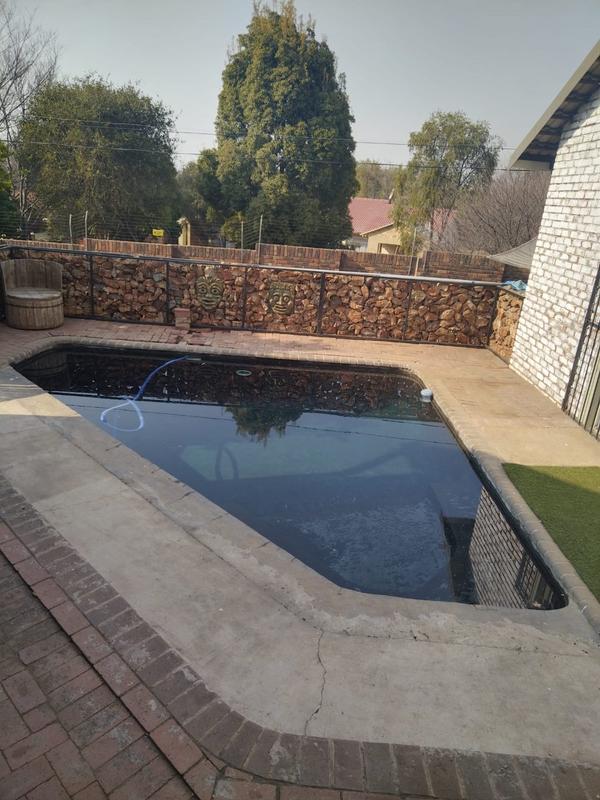 7 Bedroom Property for Sale in Gholfsig Mpumalanga