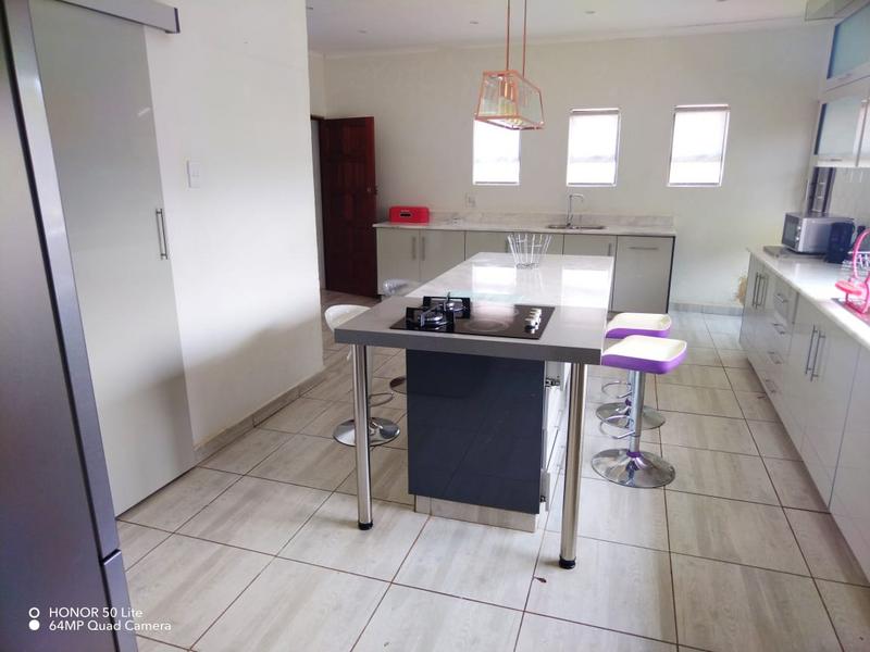 4 Bedroom Property for Sale in Barberton Mpumalanga
