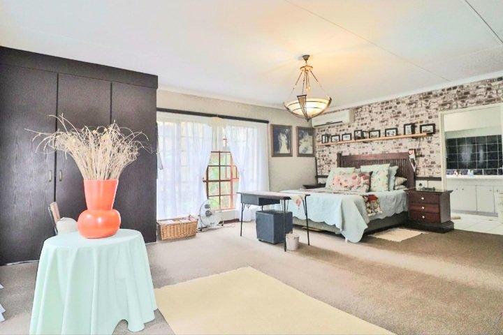 5 Bedroom Property for Sale in Malelane Mpumalanga