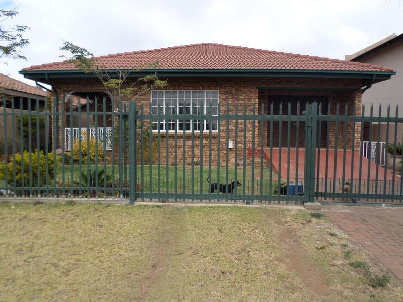 2 Bedroom Property for Sale in Lydenburg Mpumalanga