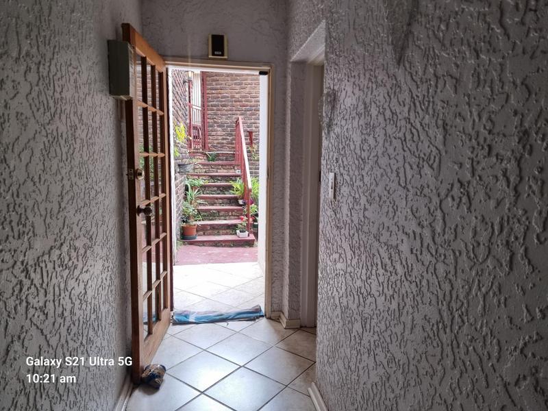 2 Bedroom Property for Sale in Barberton Mpumalanga