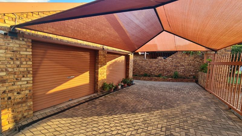 2 Bedroom Property for Sale in Gholfsig Mpumalanga