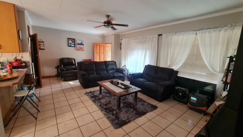 2 Bedroom Property for Sale in Gholfsig Mpumalanga