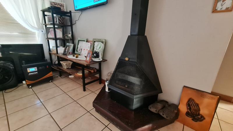 2 Bedroom Property for Sale in Gholfsig Mpumalanga