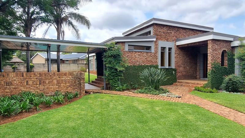5 Bedroom Property for Sale in Kanonkop Mpumalanga