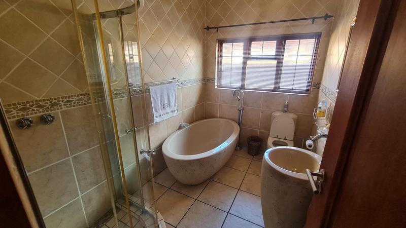 4 Bedroom Property for Sale in Roberts Estate Mpumalanga