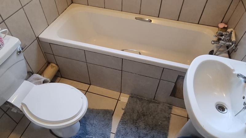 1 Bedroom Property for Sale in Middelburg South Mpumalanga