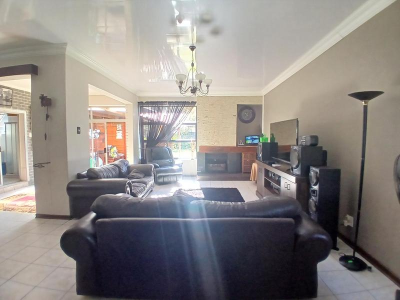 3 Bedroom Property for Sale in Ermelo Mpumalanga