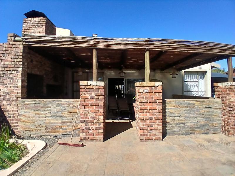 5 Bedroom Property for Sale in Ermelo Mpumalanga