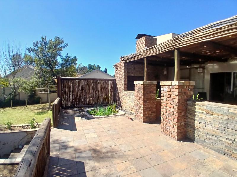 5 Bedroom Property for Sale in Ermelo Mpumalanga