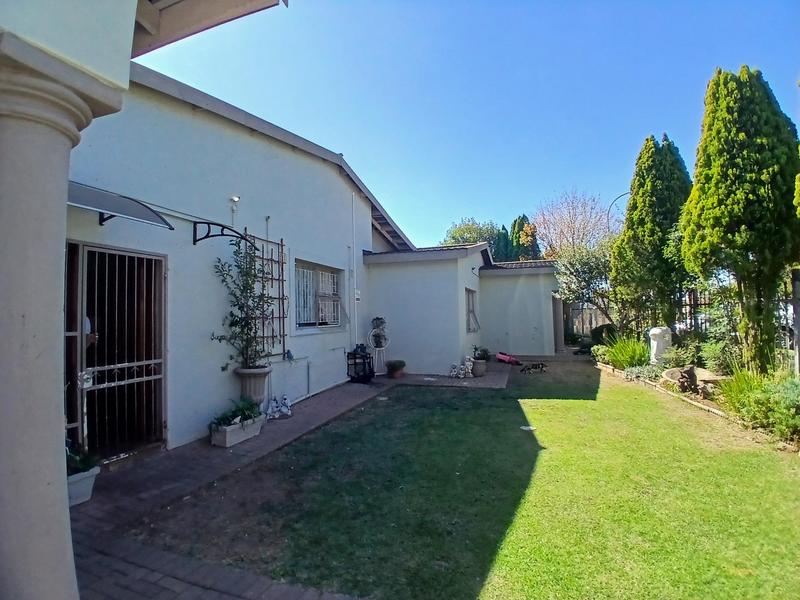 5 Bedroom Property for Sale in Ermelo Mpumalanga