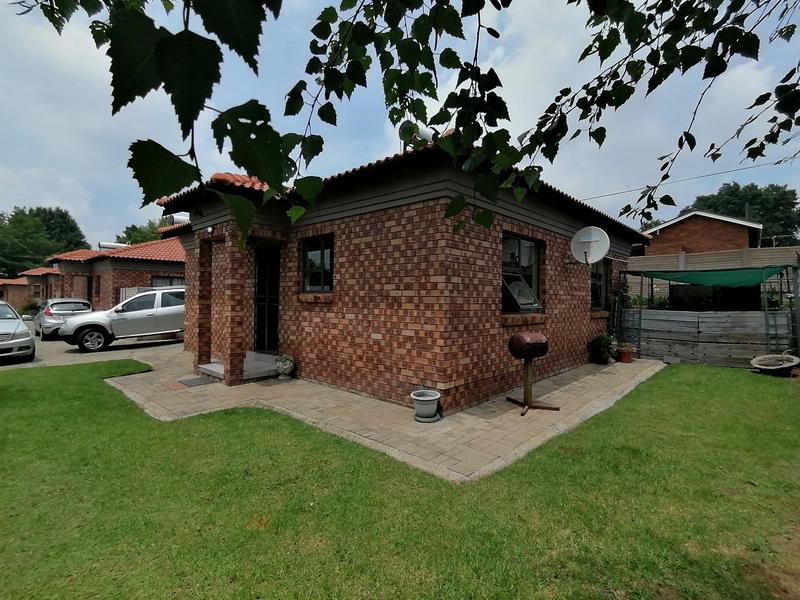 2 Bedroom Property for Sale in Ermelo Mpumalanga