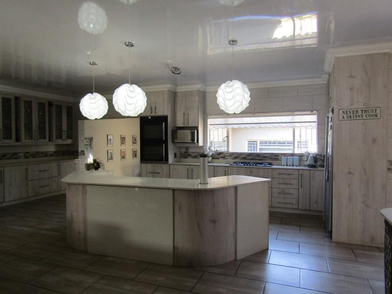 6 Bedroom Property for Sale in Gholfsig Mpumalanga