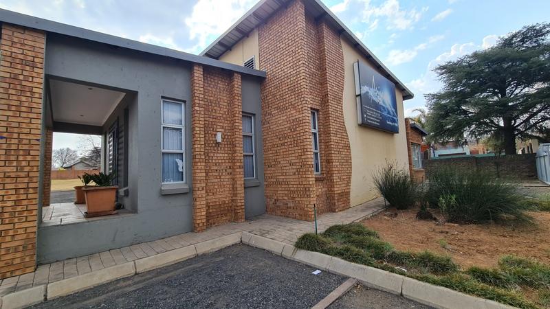 Commercial Property for Sale in Lisdogan Park Gauteng