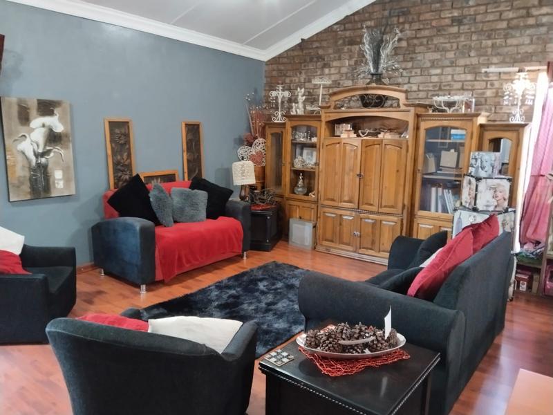 3 Bedroom Property for Sale in Ermelo Mpumalanga