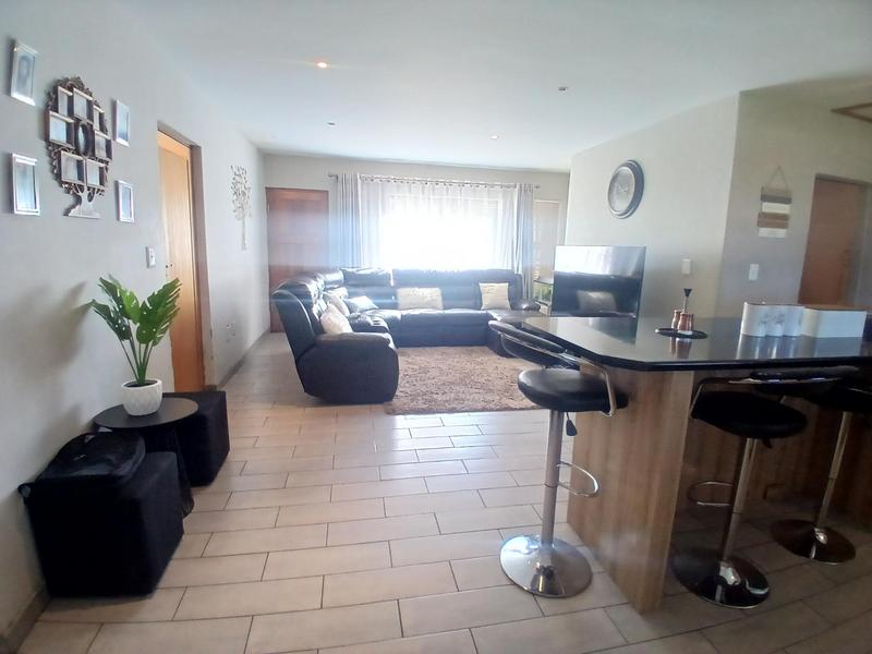 3 Bedroom Property for Sale in Ermelo Mpumalanga