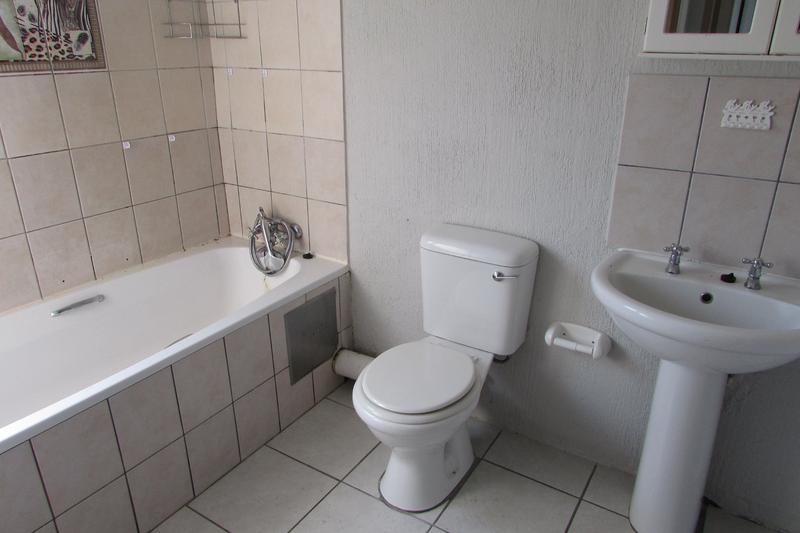 2 Bedroom Property for Sale in West Acres Ext 42 Mpumalanga