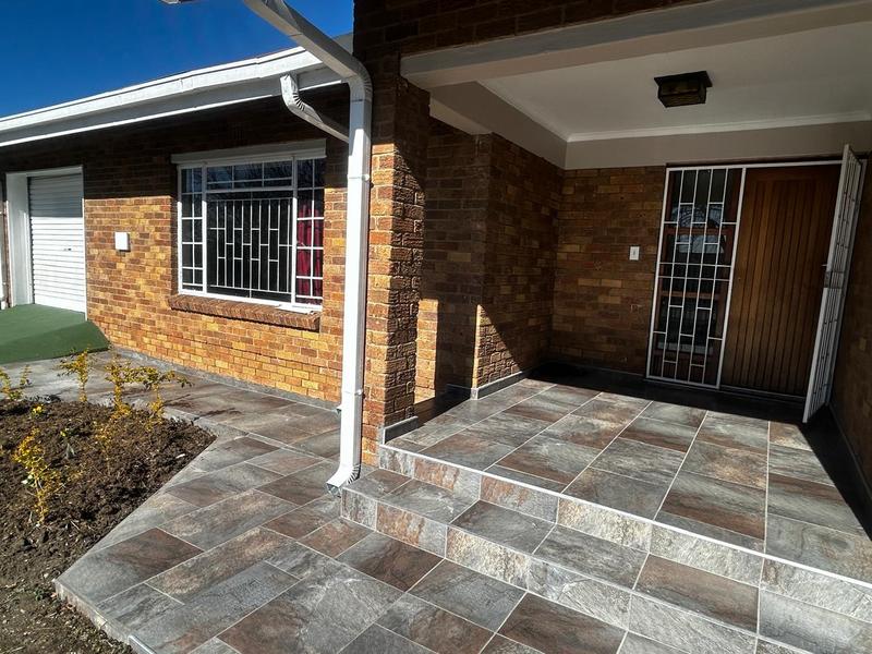 4 Bedroom Property for Sale in Flora Park Mpumalanga