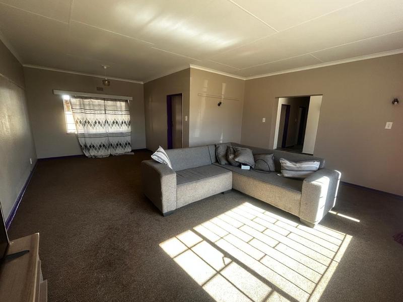 4 Bedroom Property for Sale in Flora Park Mpumalanga