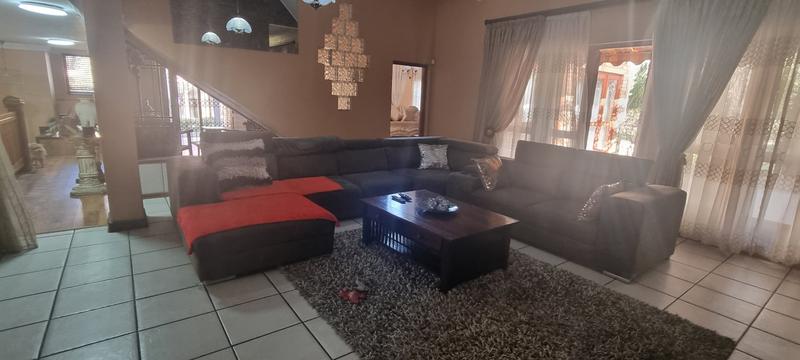 5 Bedroom Property for Sale in Gholfsig Mpumalanga