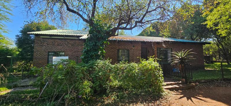 5 Bedroom Property for Sale in Marloth Park Mpumalanga